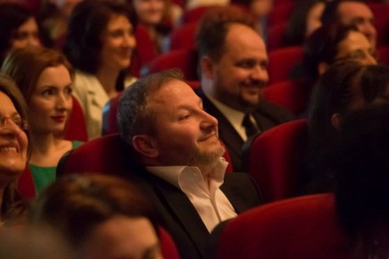 1510479_424616064351280_1178370636_n